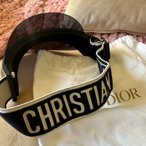 Dior shade great condition